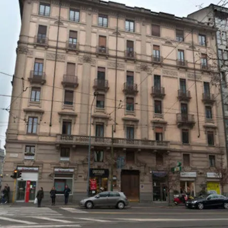 Meneghino Apart Otel