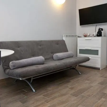 Apart Otel Meneghino